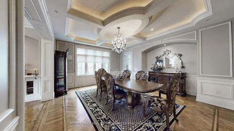 Photo 5 at 9 Fifeshire Road, Windfields, Toronto