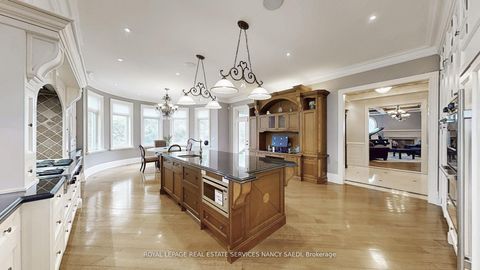 Photo 8 at 9 Fifeshire Road, Windfields, Toronto