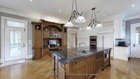 Photo 9 at 9 Fifeshire Road, Windfields, Toronto
