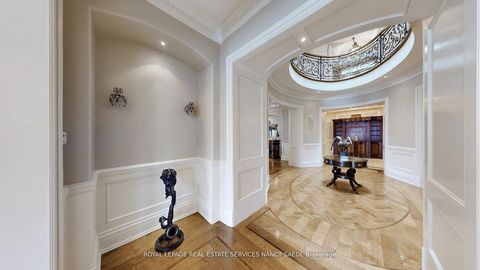 Photo 14 at 9 Fifeshire Road, Windfields, Toronto