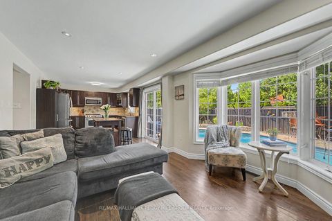 Photo 6 at 16 Blackbird Lane, 400 West, Barrie
