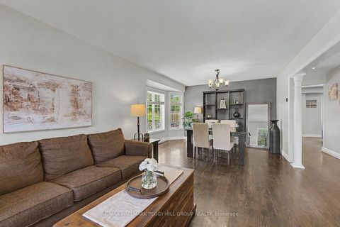 Photo 8 at 16 Blackbird Lane, 400 West, Barrie