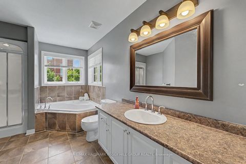 Photo 13 at 16 Blackbird Lane, 400 West, Barrie
