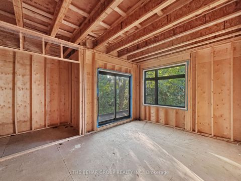 Photo 16 at 188 Crestwood Road, Yorkhill, Vaughan
