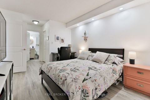 Photo 9 at 510 - 2269 Lake Shore Boulevard W, Mimico, Toronto