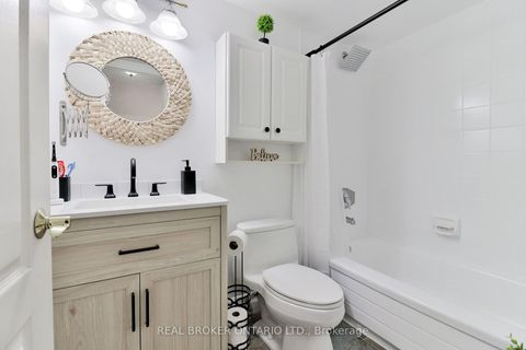 Photo 10 at 510 - 2269 Lake Shore Boulevard W, Mimico, Toronto