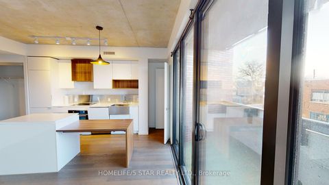 Photo 3 at 310 - 383 SORAUREN Avenue, Roncesvalles, Toronto