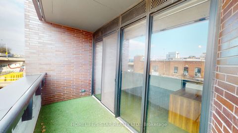 Photo 7 at 310 - 383 SORAUREN Avenue, Roncesvalles, Toronto