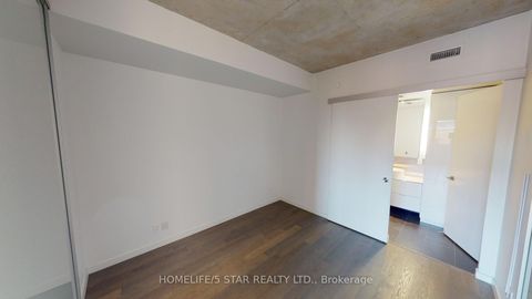 Photo 14 at 310 - 383 SORAUREN Avenue, Roncesvalles, Toronto