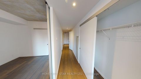 Photo 16 at 310 - 383 SORAUREN Avenue, Roncesvalles, Toronto