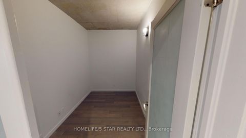 Photo 20 at 310 - 383 SORAUREN Avenue, Roncesvalles, Toronto
