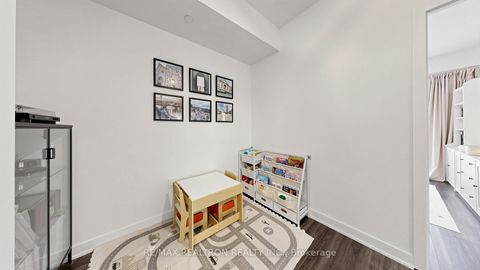Photo 7 at 216 - 100 Eagle Rock Way, Rural Vaughan, Vaughan