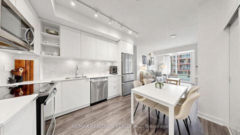 Photo 9 at 216 - 100 Eagle Rock Way, Rural Vaughan, Vaughan