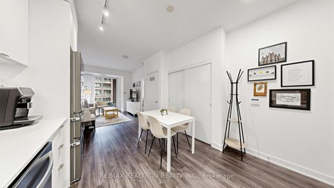 Photo 11 at 216 - 100 Eagle Rock Way, Rural Vaughan, Vaughan