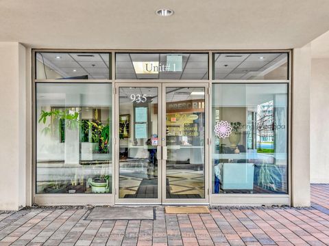 Photo 4 at 603 - 935 Sheppard Avenue W, Clanton Park, Toronto