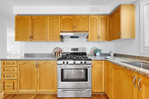 Photo 10 at 941 Lake Drive N, Historic Lakeshore Communities, Georgina