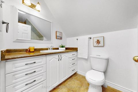 Photo 18 at 941 Lake Drive N, Historic Lakeshore Communities, Georgina