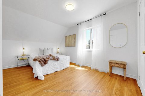 Photo 21 at 941 Lake Drive N, Historic Lakeshore Communities, Georgina