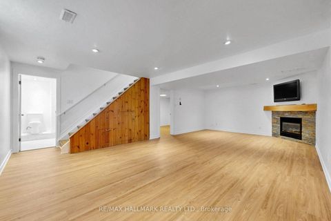 Photo 22 at 941 Lake Drive N, Historic Lakeshore Communities, Georgina
