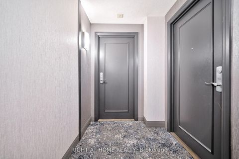 Photo 3 at 813 - 18 Valley Woods Road, Donalda, Toronto