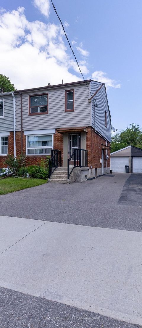 Photo 2 at 33 Dayton Avenue, Queensway, Toronto