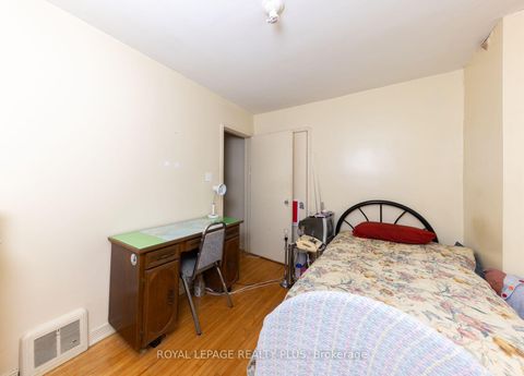 Photo 17 at 33 Dayton Avenue, Queensway, Toronto