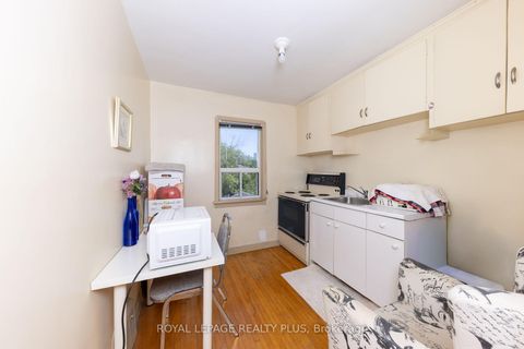 Photo 18 at 33 Dayton Avenue, Queensway, Toronto