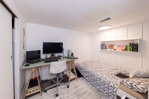 Photo 24 at 33 Dayton Avenue, Queensway, Toronto