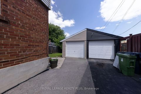 Photo 29 at 33 Dayton Avenue, Queensway, Toronto