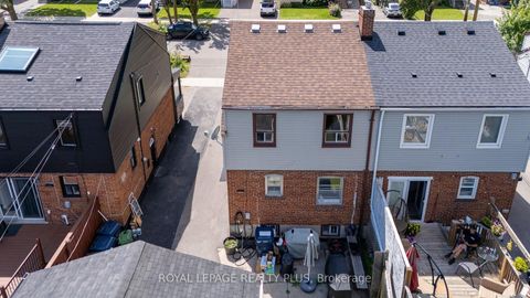 Photo 36 at 33 Dayton Avenue, Queensway, Toronto