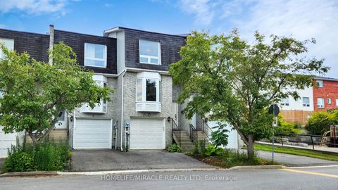Photo 1 at 4 William Curtis Circle, College Manor, Newmarket