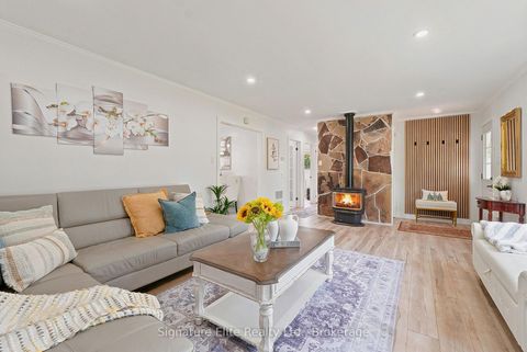 Photo 1 at 1129 Lindy Lane, Gilford, Innisfil