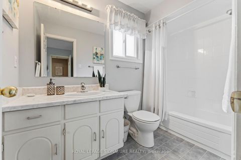 Photo 24 at 146 Beaver Bend Crescent, West Deane, Toronto