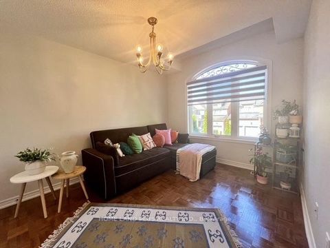 Photo 27 at 48 Langhorst Crescent, Jefferson, Richmond Hill