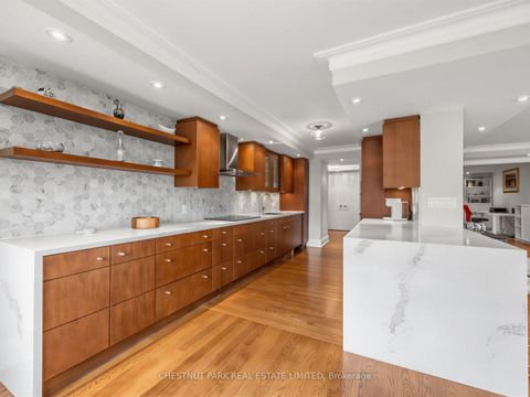 Photo 5 at 304 - 625 Avenue Road, St. Clair, Toronto