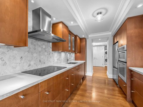 Photo 6 at 304 - 625 Avenue Road, St. Clair, Toronto
