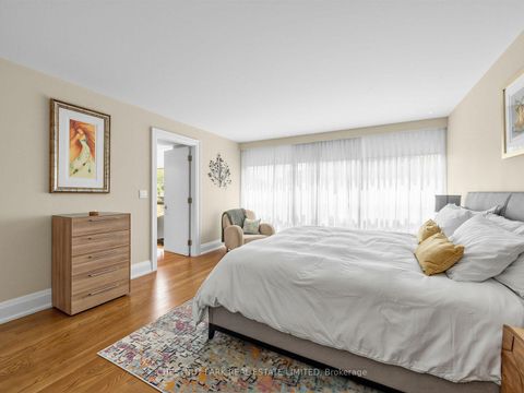Photo 15 at 304 - 625 Avenue Road, St. Clair, Toronto