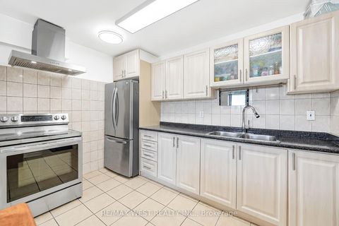 Photo 1 at 709 - 335 Driftwood Avenue, Black Creek, Toronto