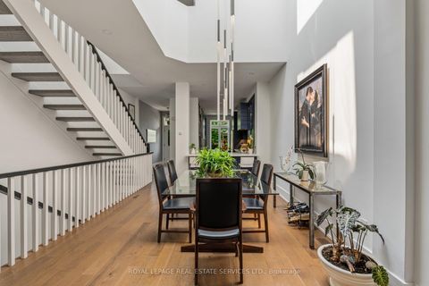 Photo 12 at 7 Bowman Street, South St. James Town, Toronto