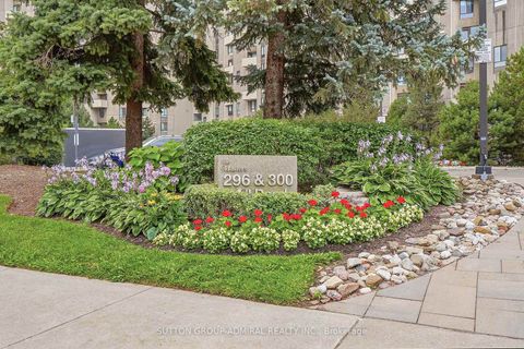 Photo 1 at D19 - 300 Mill Road, Markland Wood, Toronto