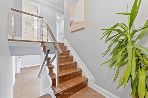 Photo 2 at D19 - 300 Mill Road, Markland Wood, Toronto