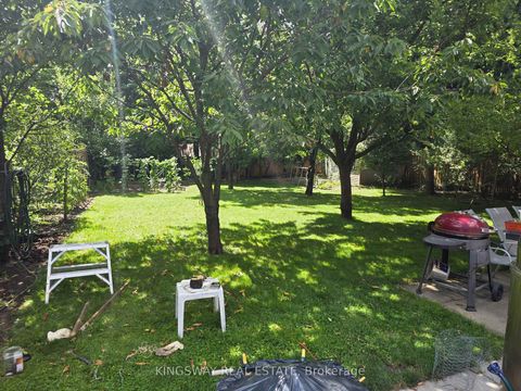 Photo 3 at 18 Blaketon Road, City Centre West, Toronto
