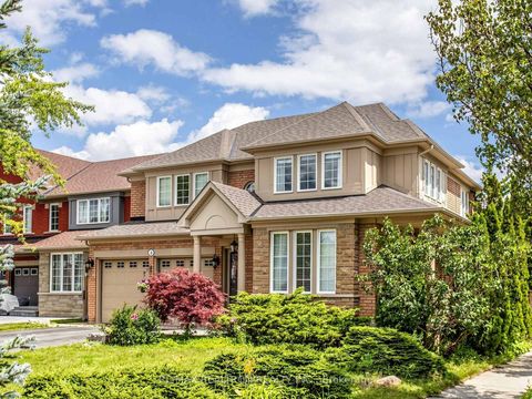 Photo 1 at 3 Lisa Brown Court, Jefferson, Richmond Hill