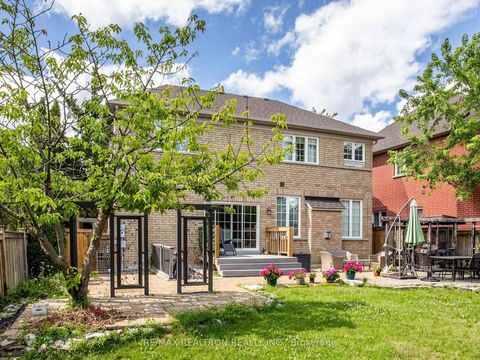 Photo 42 at 3 Lisa Brown Court, Jefferson, Richmond Hill