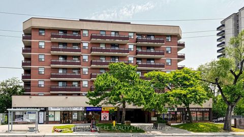 Photo 1 at 401 - 1881 Jane Street, Rustic, Toronto