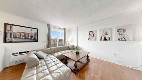 Photo 15 at 401 - 1881 Jane Street, Rustic, Toronto