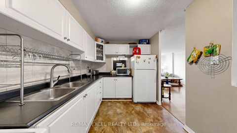 Photo 27 at 401 - 1881 Jane Street, Rustic, Toronto
