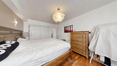 Photo 32 at 401 - 1881 Jane Street, Rustic, Toronto