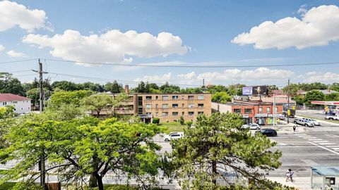 Photo 47 at 401 - 1881 Jane Street, Rustic, Toronto
