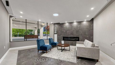Photo 3 at 915 - 20 Edgecliff Golfway, Flemingdon Park, Toronto
